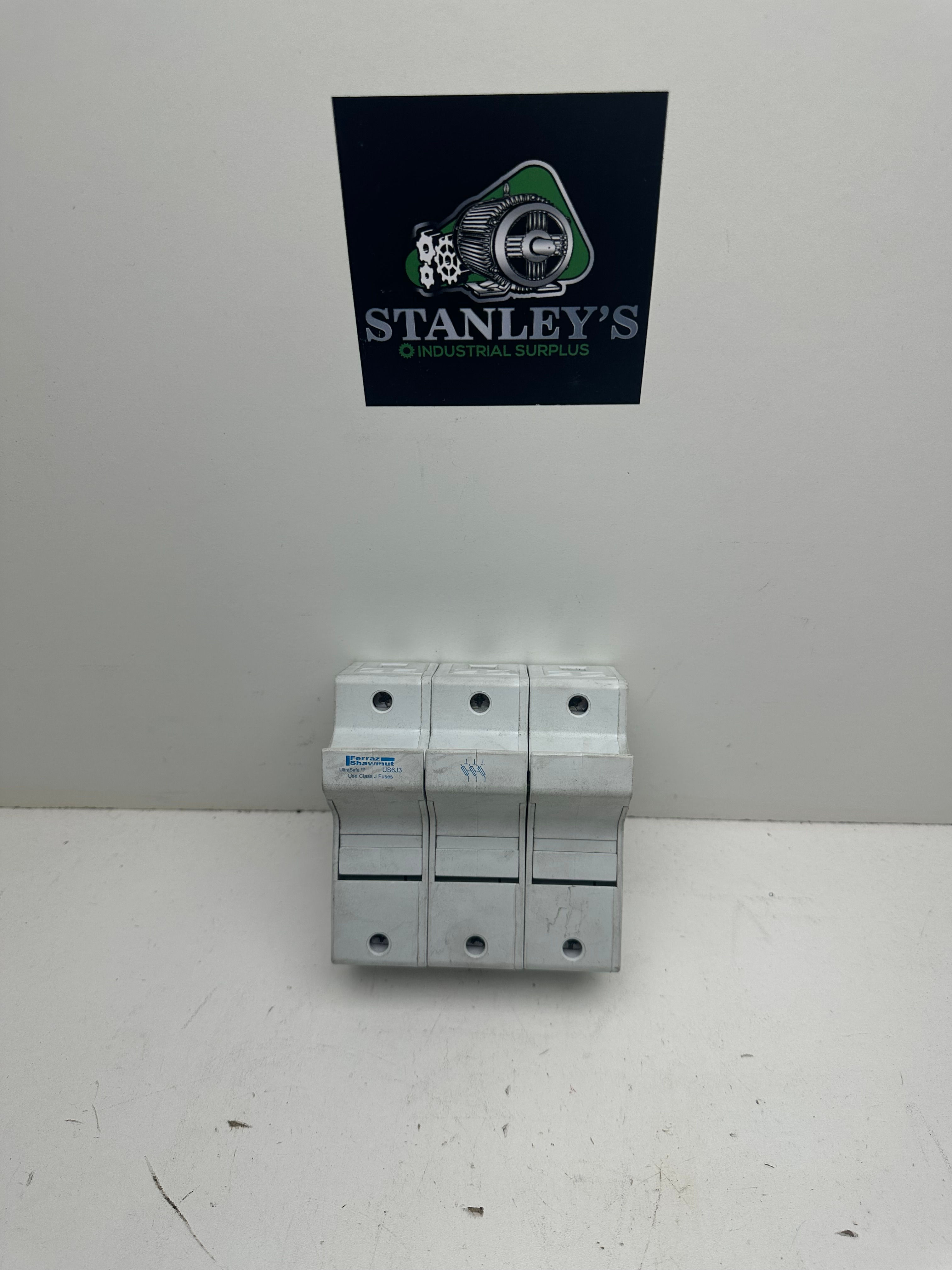 Ferraz Shawmut US6J3 60A 600V 3P Fuse Holder