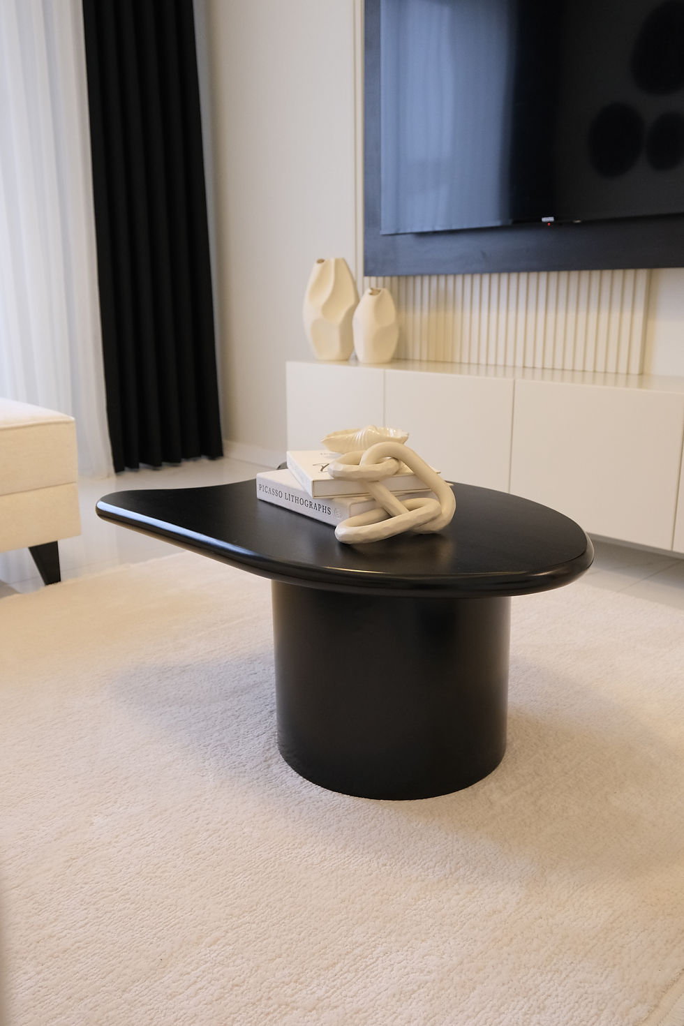 Minimalist iç mimari dekorasyon sehpası