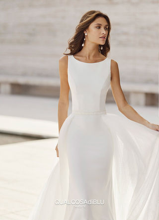 Ami lo stile minimal? Ecco 4 abiti da sposa perfetti per te!