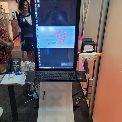 Totens Interativos para divulgação de vídeos e imagens