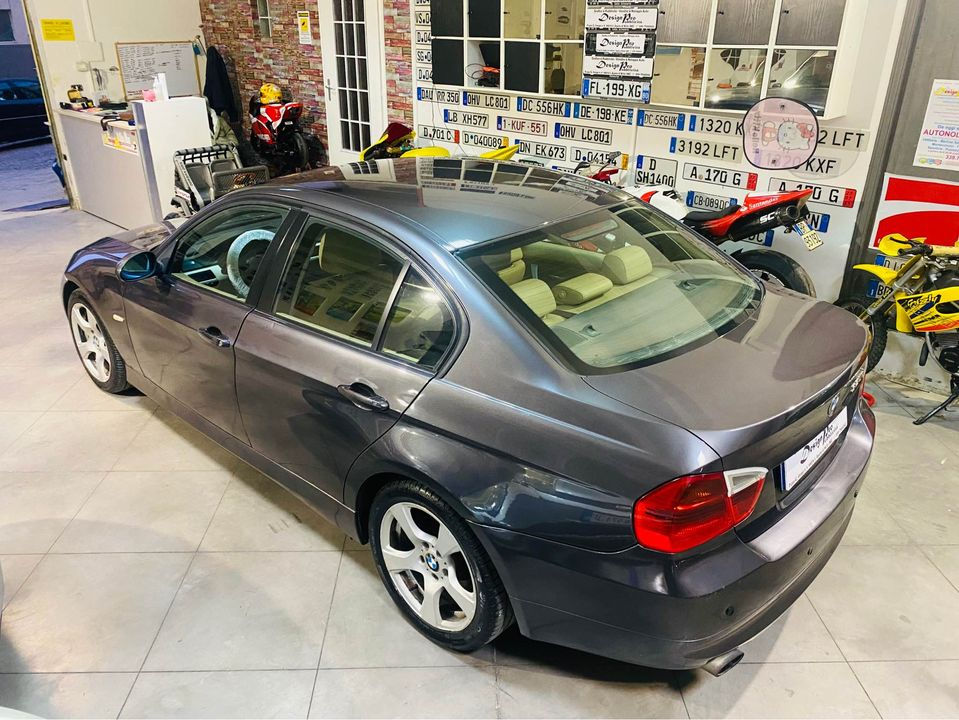 Miniatura: BMW E90 320d
