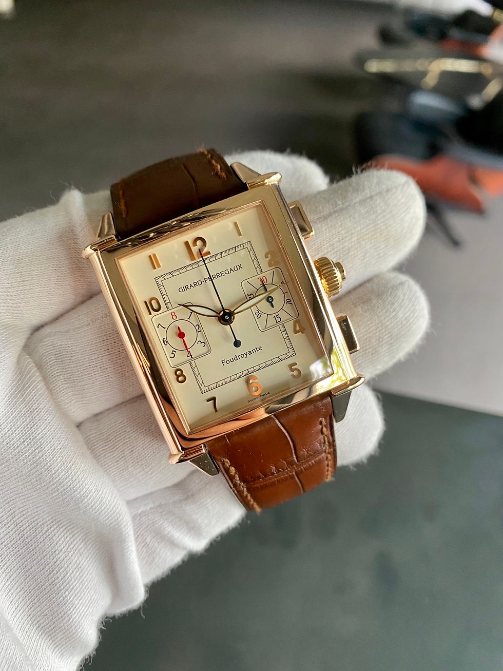 Miniaturbild: Girard Perregaux Vintage 1945 XXL Split Second Chronograph Foudroyante