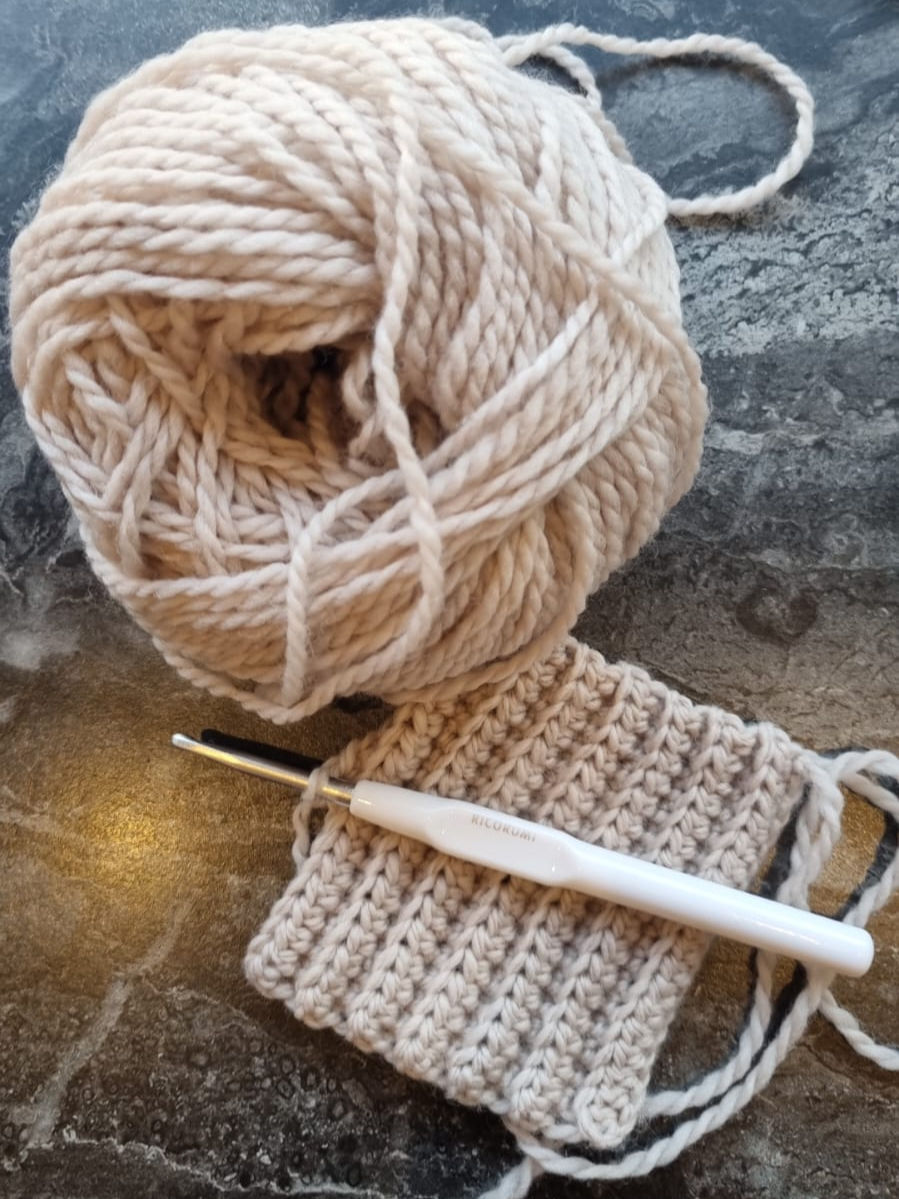 Thumbnail: Mitaines en crochet, idée cadeau Noël
