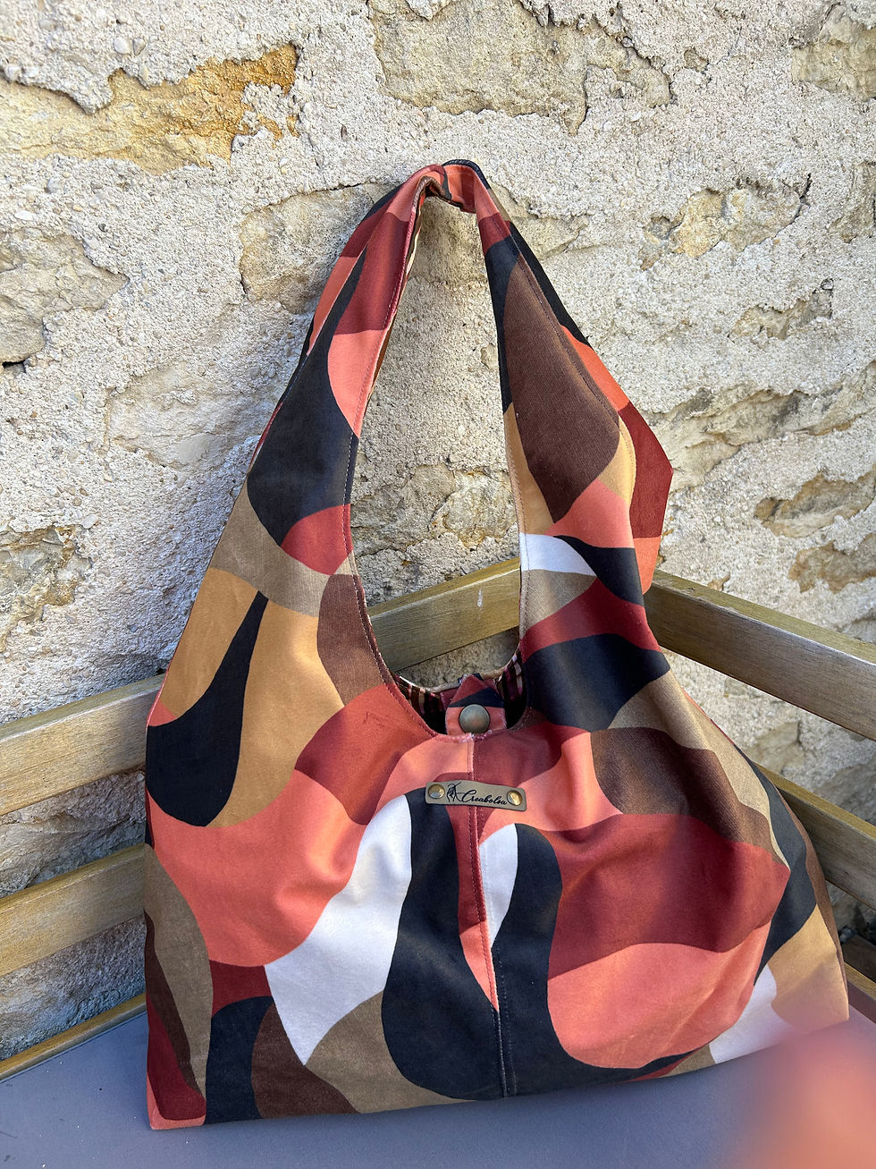 Thumbnail: Sac hobo fait main réversible velours fin et coton 