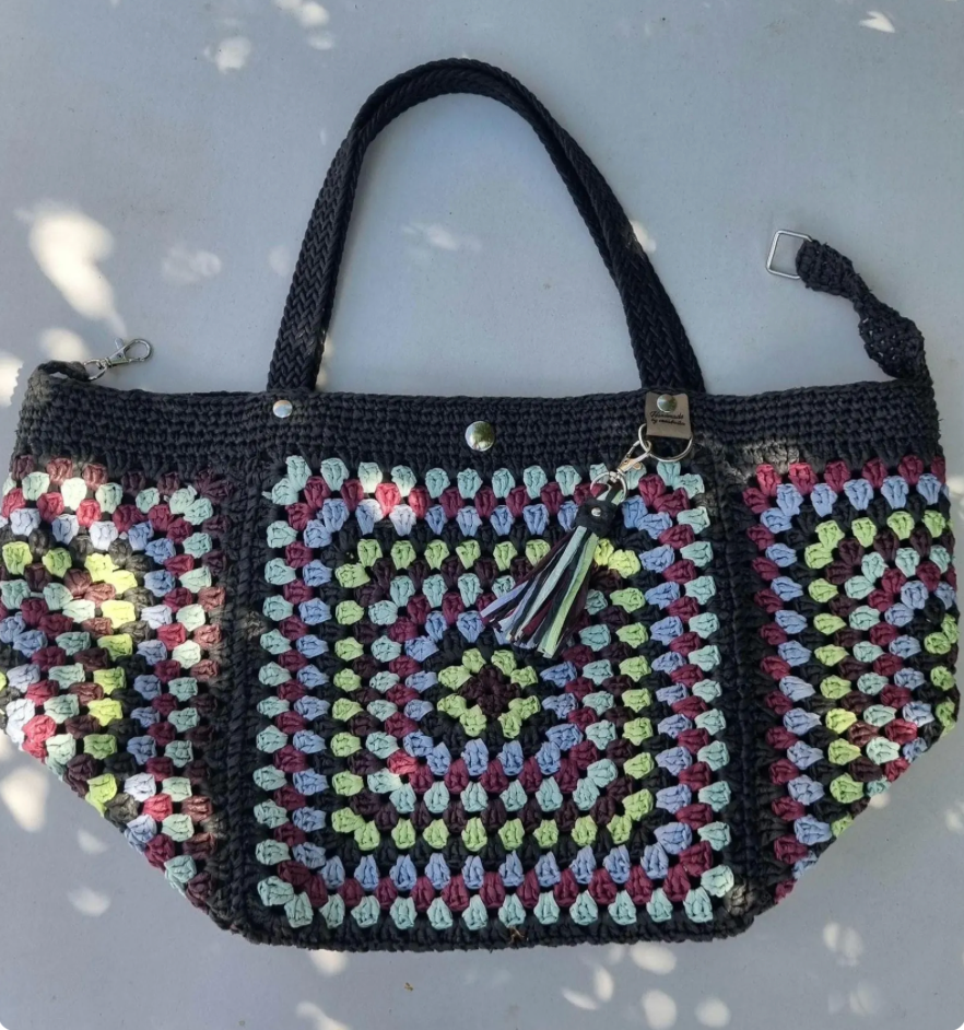 Thumbnail: Raffia/crochet tote bag