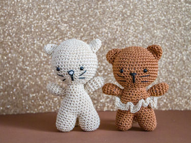 Small Cat Amigurumi