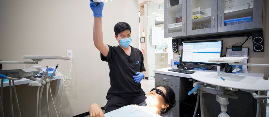 What Professional Teeth Whitening Options Are Available in Houston, TX?