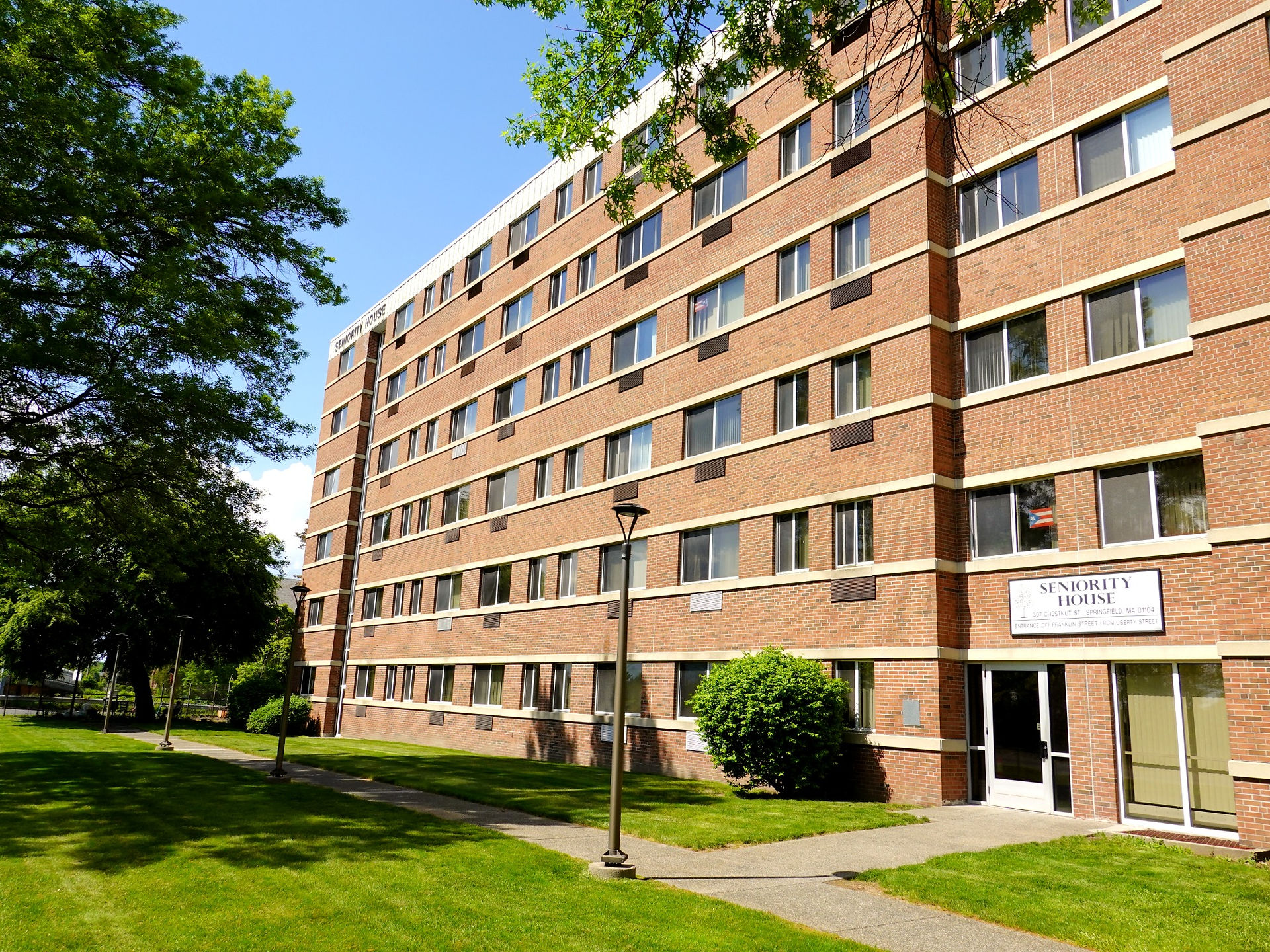 Elderly Low housing Senior Living Seniority House Springfield