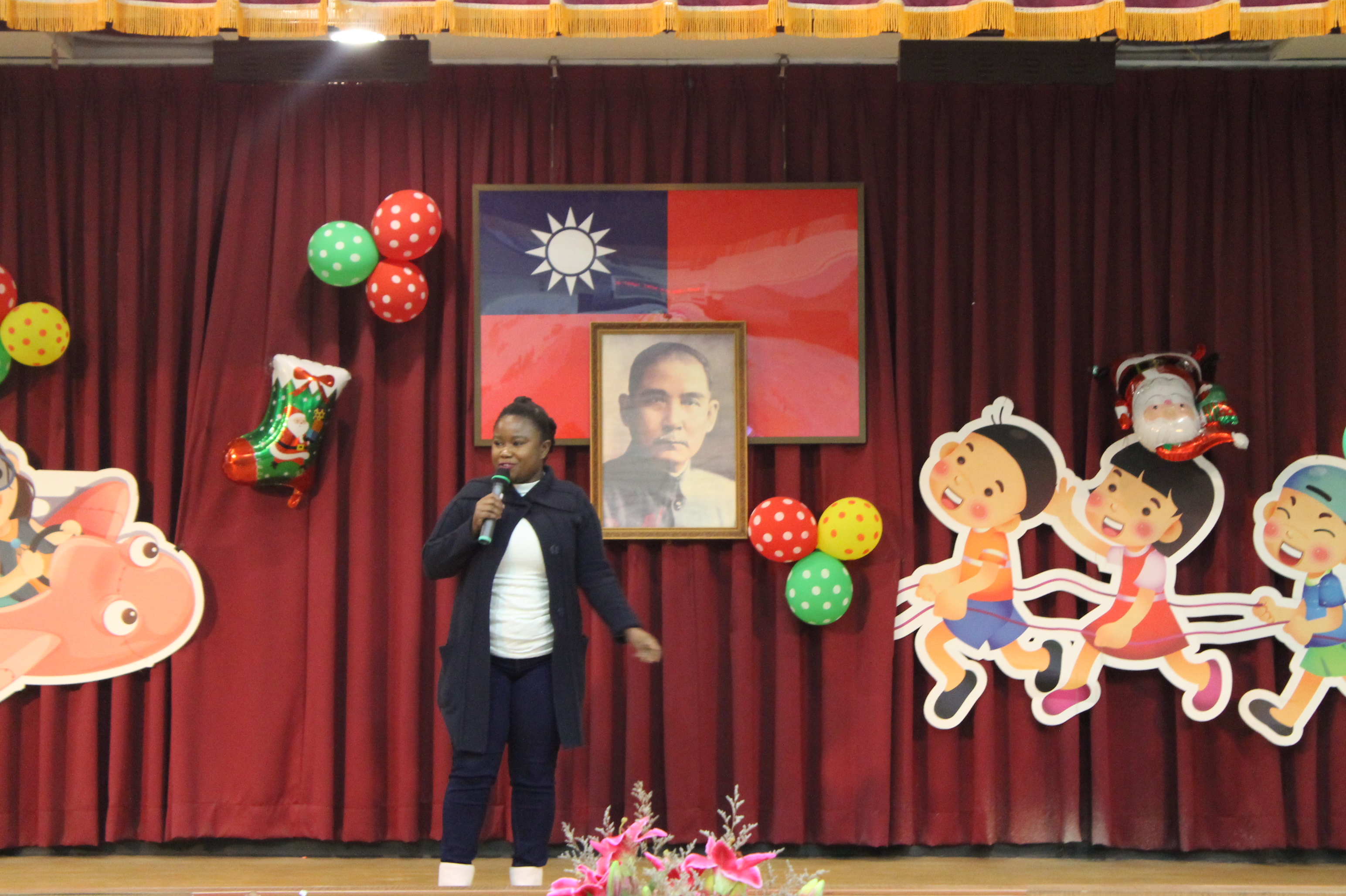 1071218 外師師訓與餐敘 - 外師表演 17.JPG
