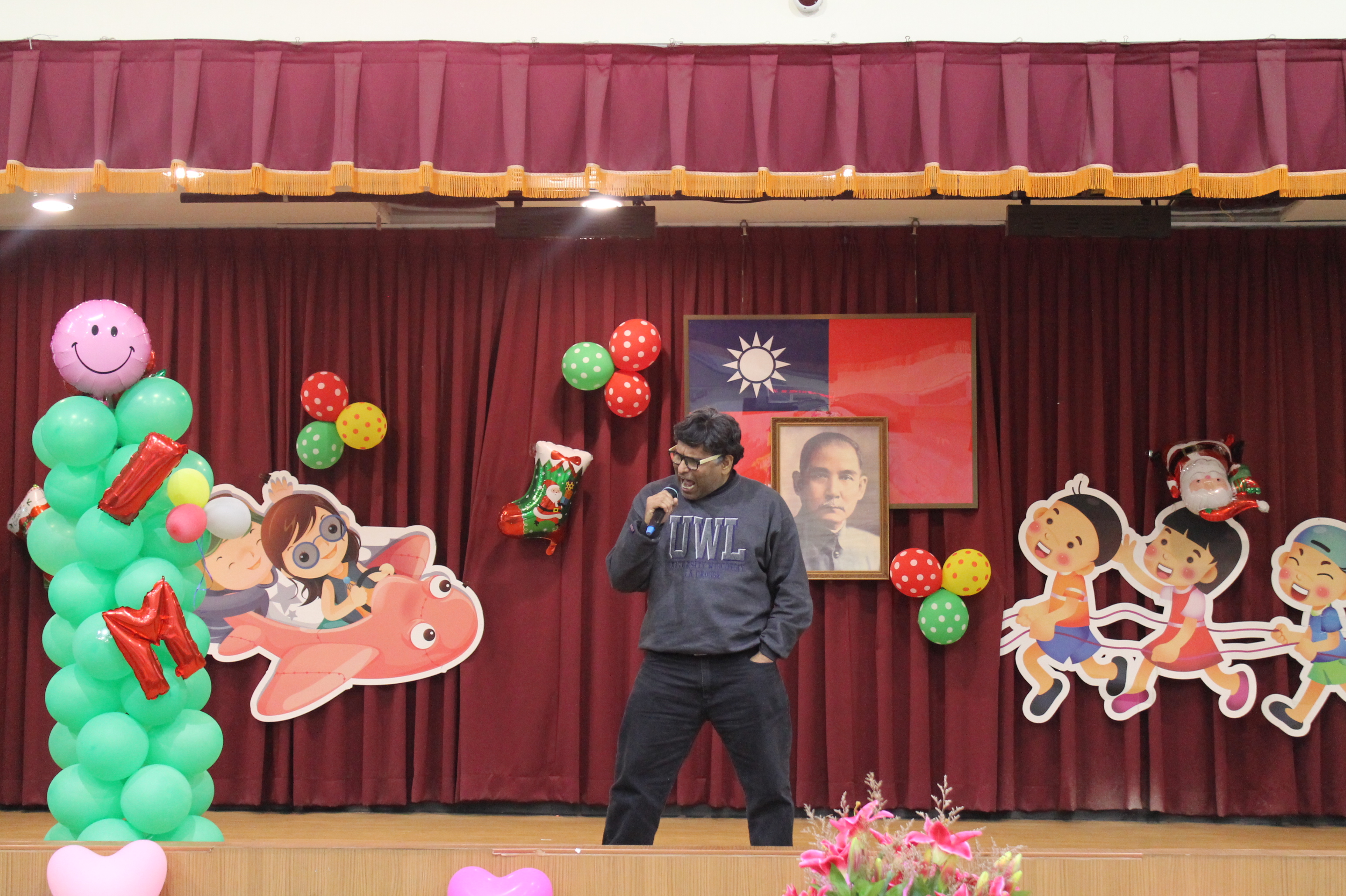 1071218 外師師訓與餐敘 - 外師表演 6.JPG