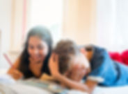 Les enfants à faire leurs devoirs