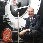 Edward Rovos Rail.jpg