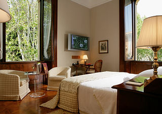 Romantic Room 2.jpg