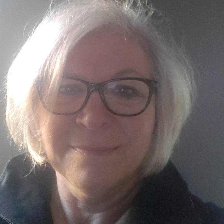 Nelly Pineau
