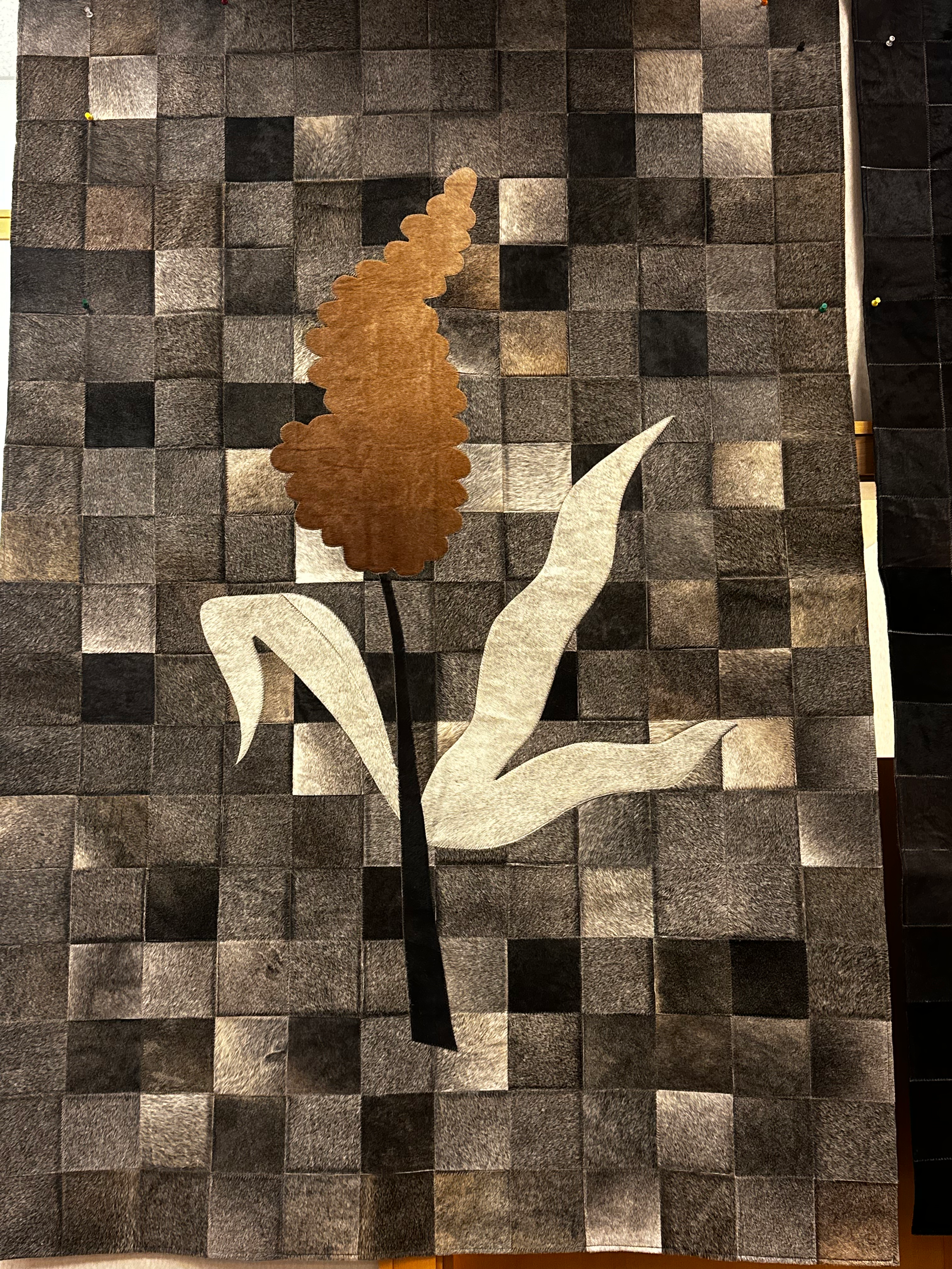 Milo Cowhide Rug 4x6