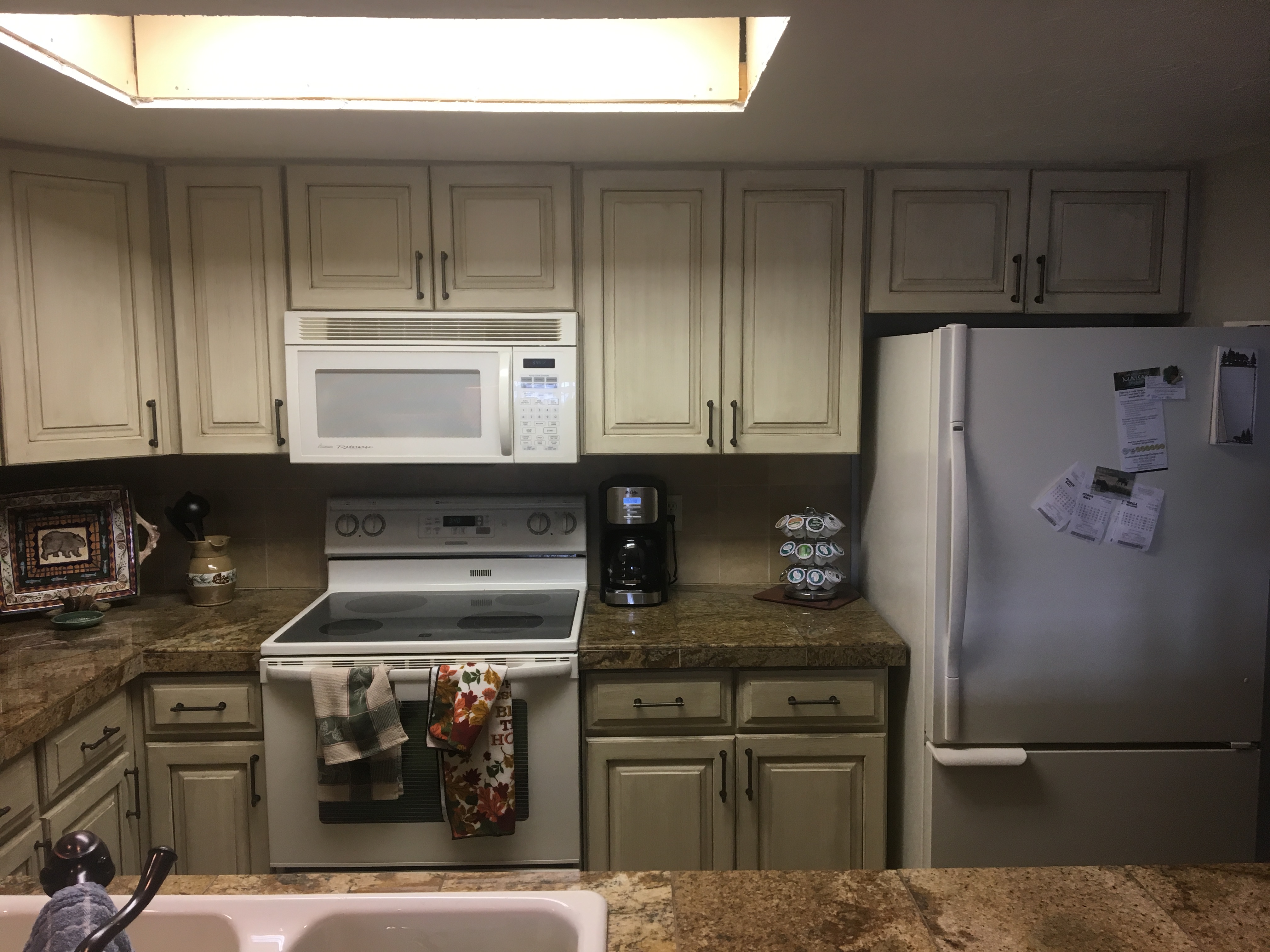 Grand Lake Kitchen 1