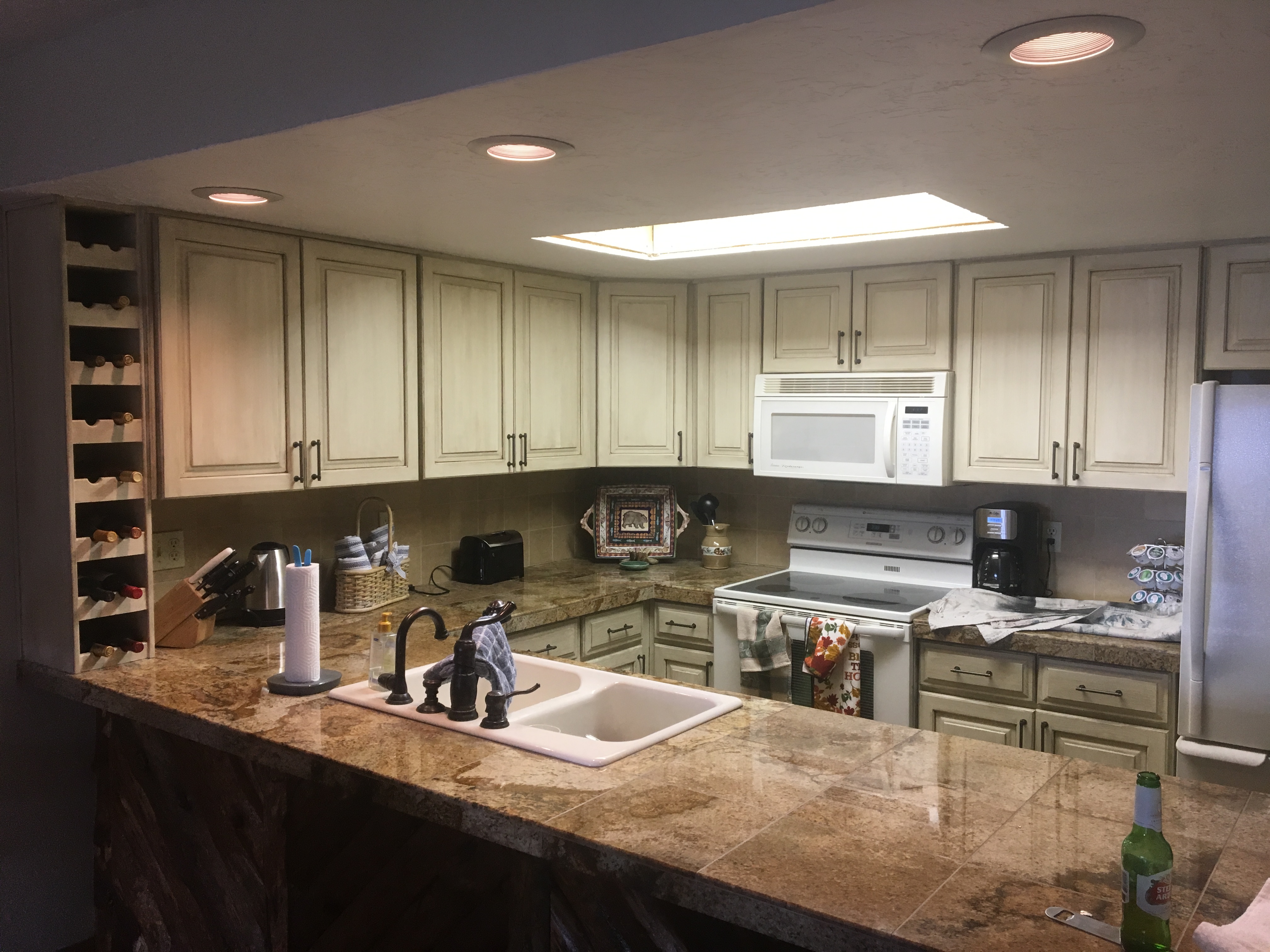 Grand Lake Kitchen 2