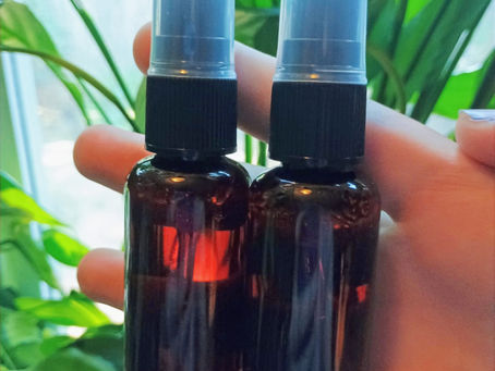 DIY Herbal Bug Spray (Kid-Friendly & Chemical-Free)