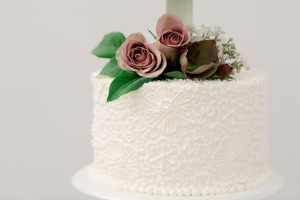 Lace Frosting Wedding Cake