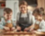 maman qui prépare des cookies avec ses enfants pour le goûter