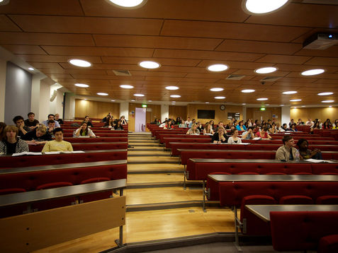 Psych Lecture Half Full/Half Empty