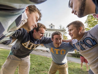 “Totally Straight” Guys Have Boys’ Night Every Night
