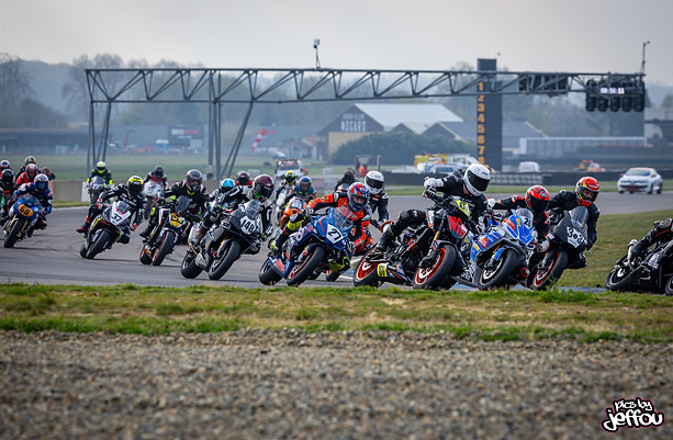 départ Nogaro.jpg