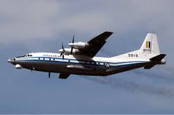 Antonov An-12 y Shaanxi Y-8.jpg
