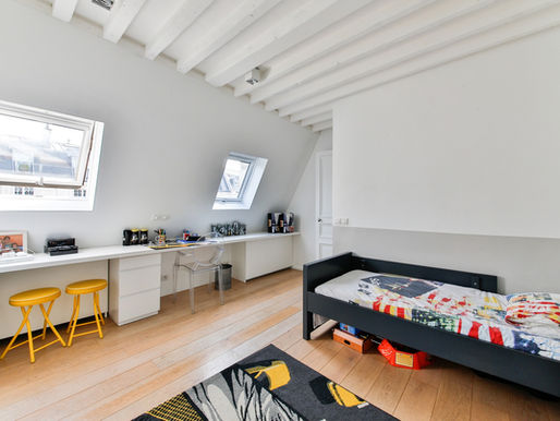  KIDS’ ROOM ORGANIZATION