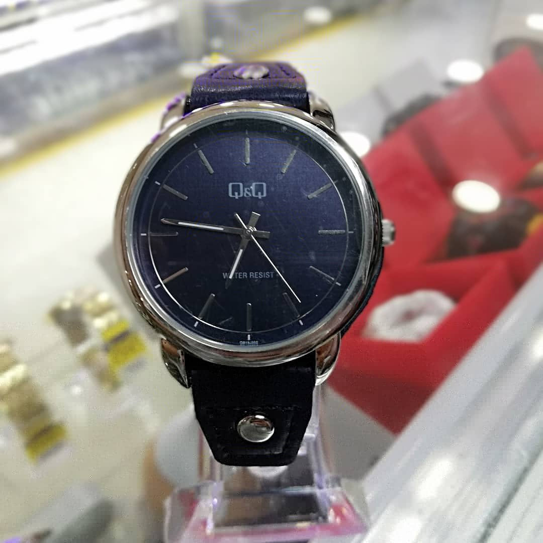 Reloj Q&Q cuero 