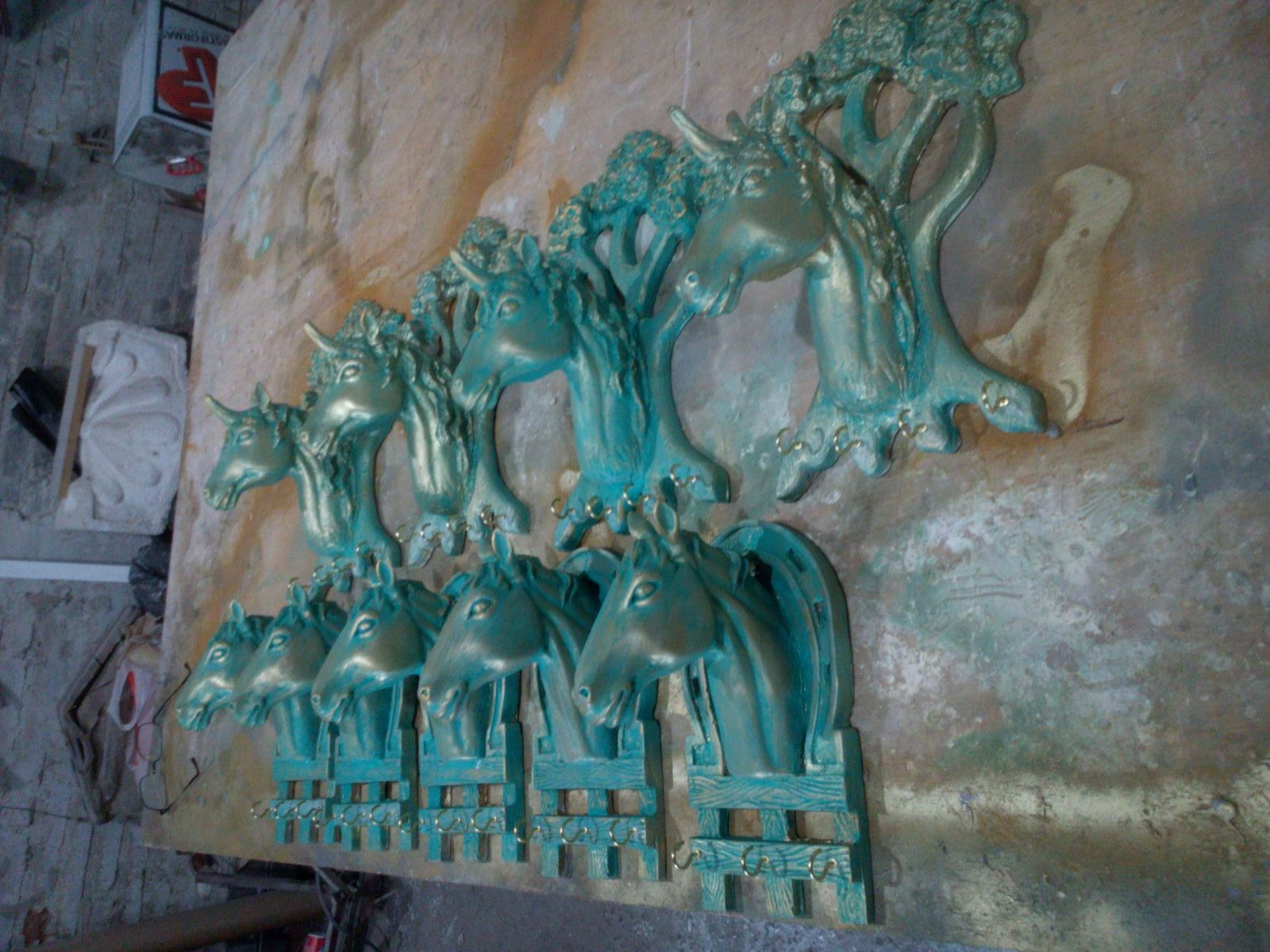 Cabeza de caballo con herradura