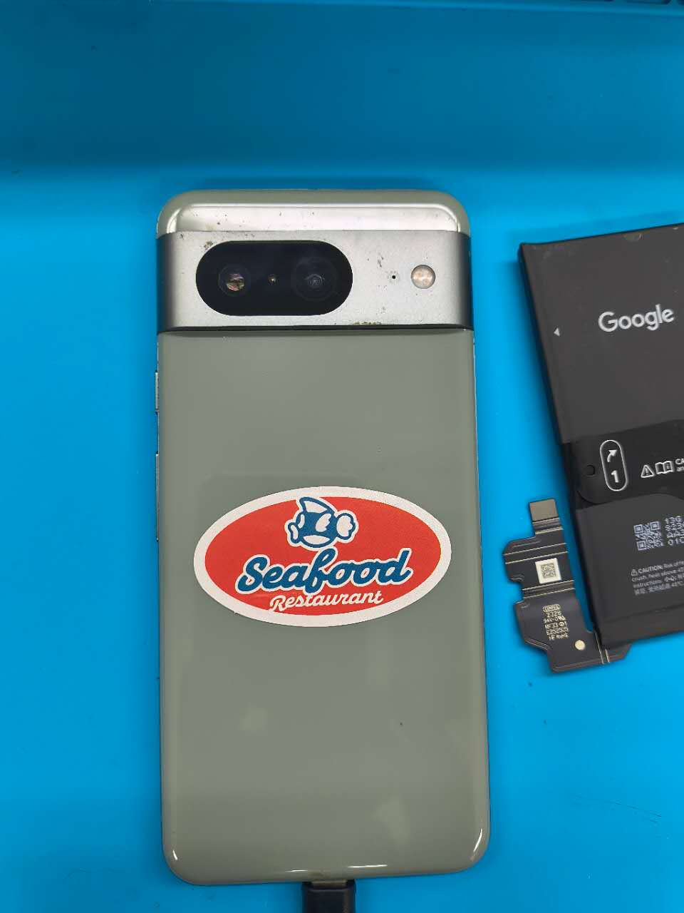 Google Pixel 8 バッテリー劣化 大阪 難波駅近く スマホ修理