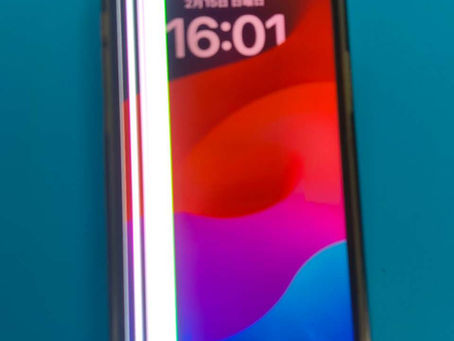 【なんば】iPhone 12を「お下がり」にする前に!バキバキ画面を一律料金でリフレッシュ