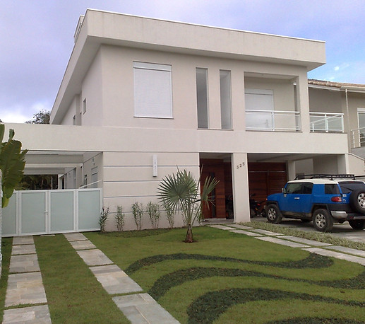 WhatsApp Image 2025-10-30 at 15.30.10 (1).jpeg