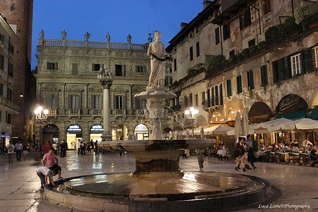 FONTANA A PIAZZA ERBE