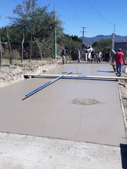 Pavimentación de calles en Santa Catarina