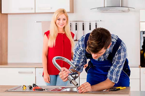 Woman-Behind-Plumber.jpg