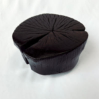 Black table centre (S)