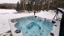 spa extérieur chalet Mandeville hiver neige Lanaudière Québec