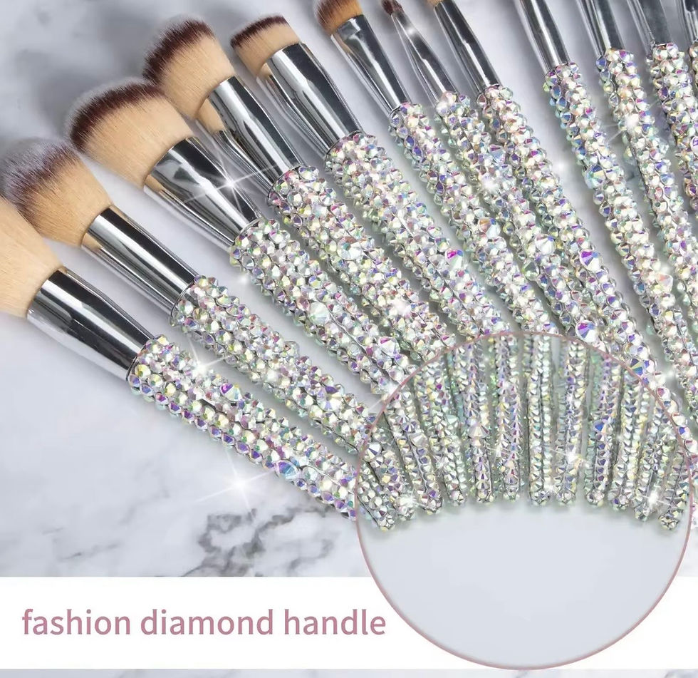 Thumbnail: Glam Crystal Handle Makeup Brush Set (12-Piece)