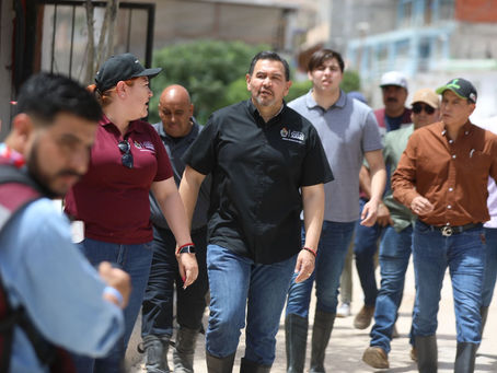 Visita alcalde viviendas dañadas por lluvias
