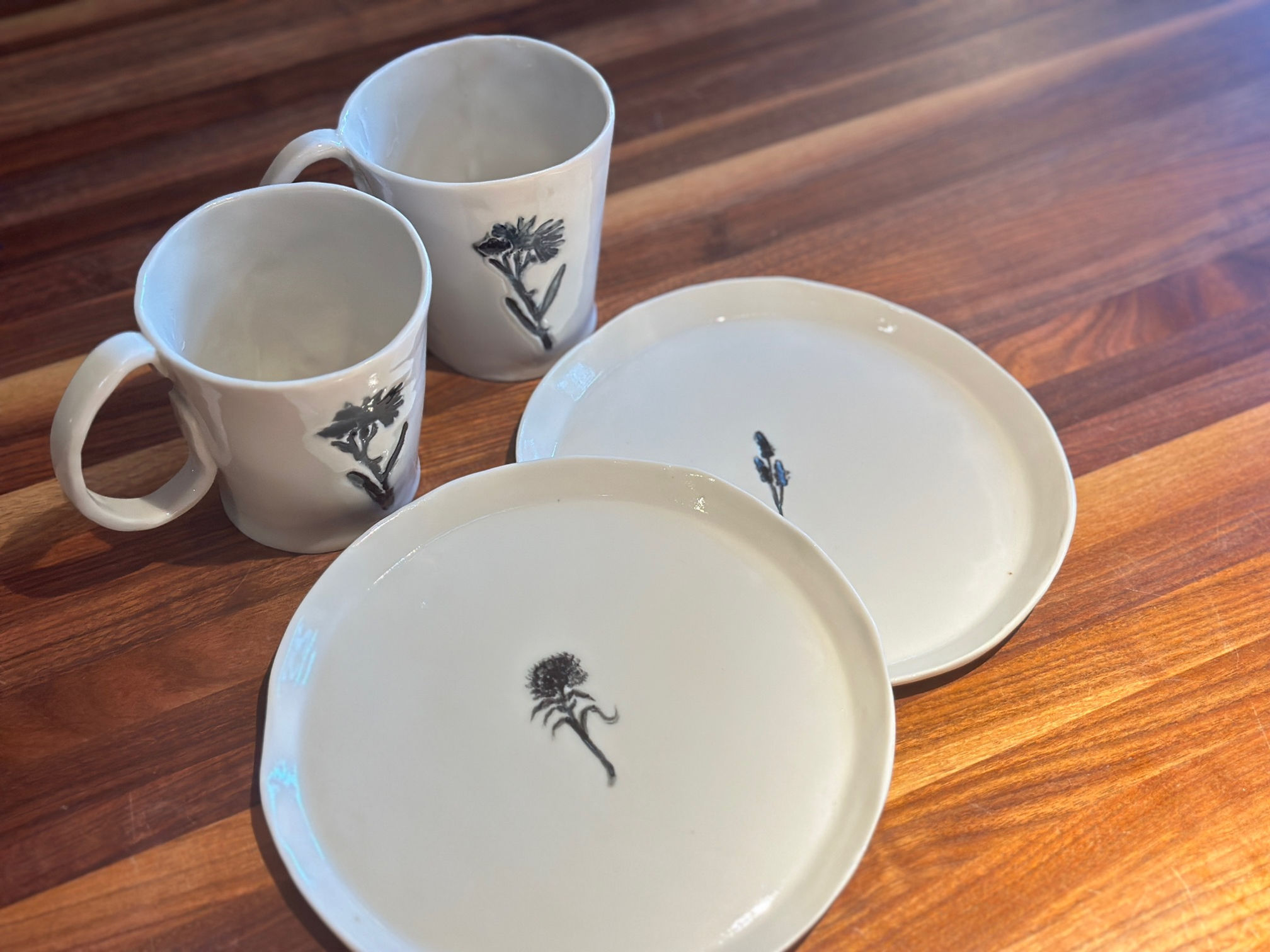 Botanical Mugs and Plates / Breakfast Set for 2