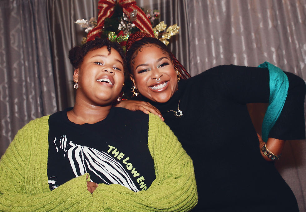 Caris & Marie 2.jpg