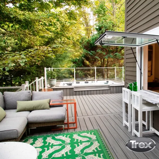 Newly installed trex composite decking built by professional deck contractors - Warner's Decking.