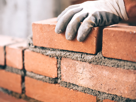 How to Choose the Right Building Contractor for Your Home Renovation