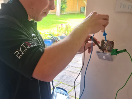 Top 5 Reasons to Hire a Professional Electrician in Letchworth