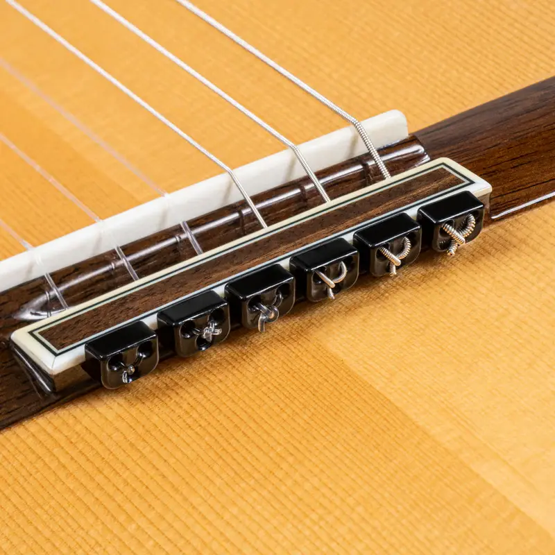 Alba Guitar Beads - Black Gloss