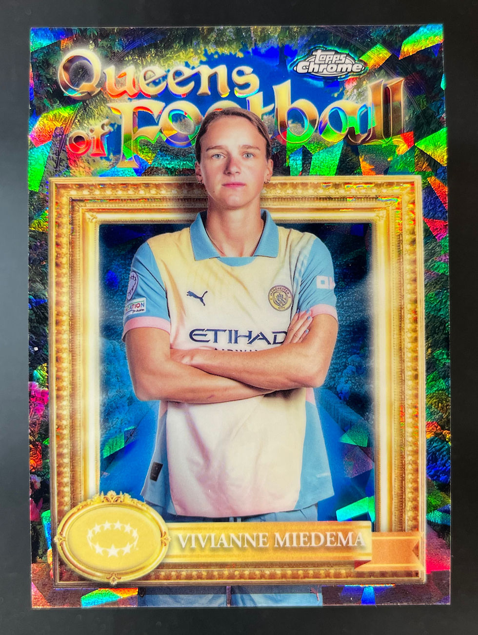 2024-25 Topps Chrome Sapphire Queens Of Football Rose Gold /50
