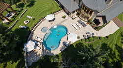 16 OAK MEADE