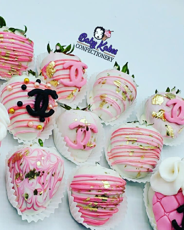 Thumbnail: Full Decor Strawberries